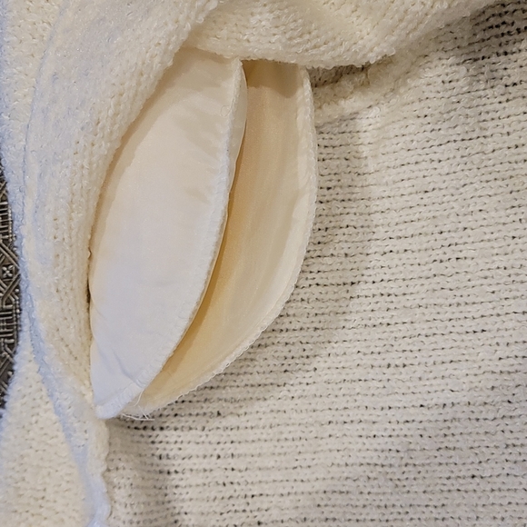 🦋Sideffects Open Boucle' Cardigan Medium, Winter White - Picture 5 of 7